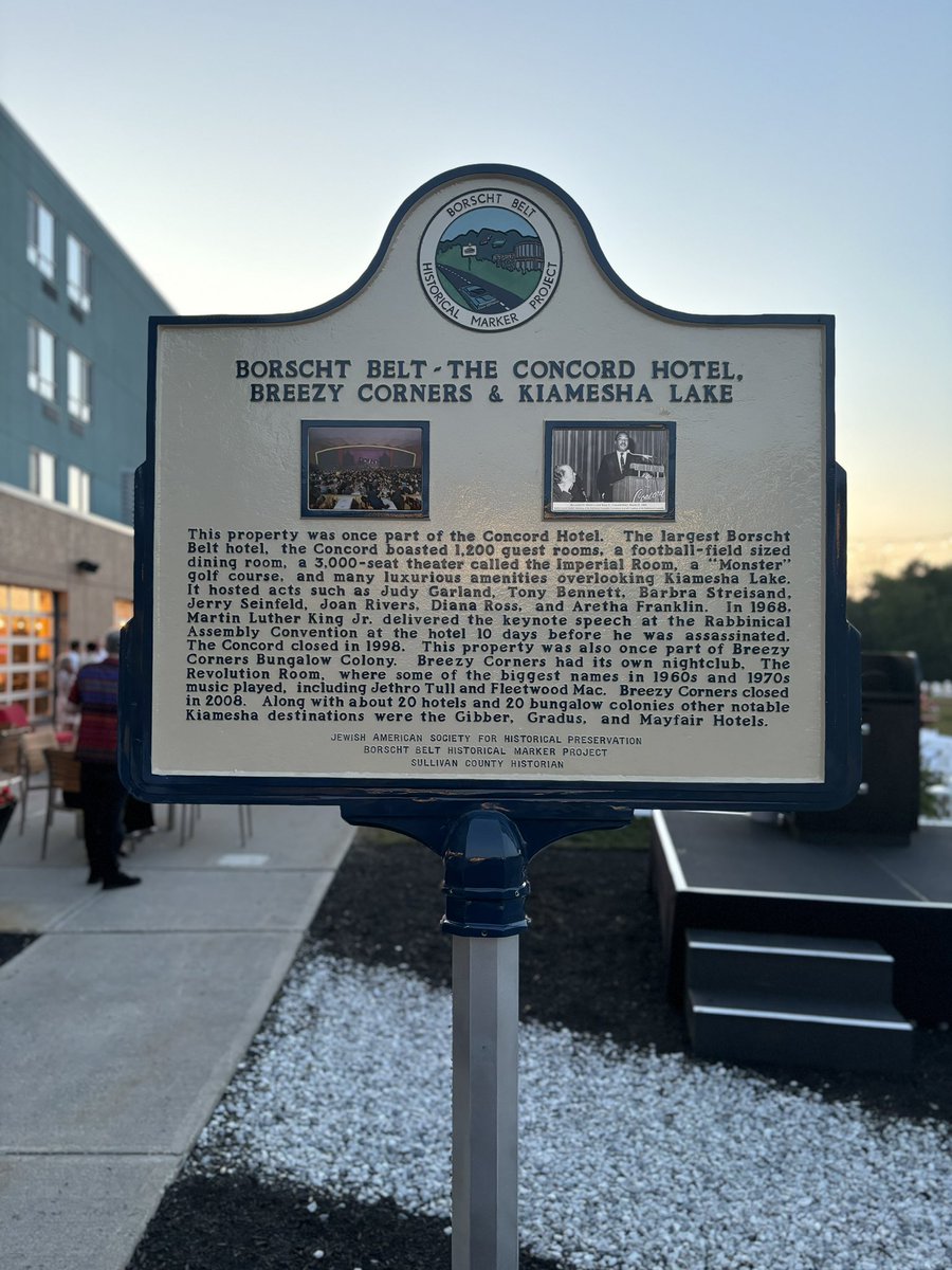 BorschtBeltHMP's tweet photo. It is a joy to see each one. It’s also an honor to create them. Before we began there was not a single historic marker to celebrate the Borscht Belt. Now there are six. Thank you to all who’ve shown up and continue to. https://t.co/2F9QreXCTq
