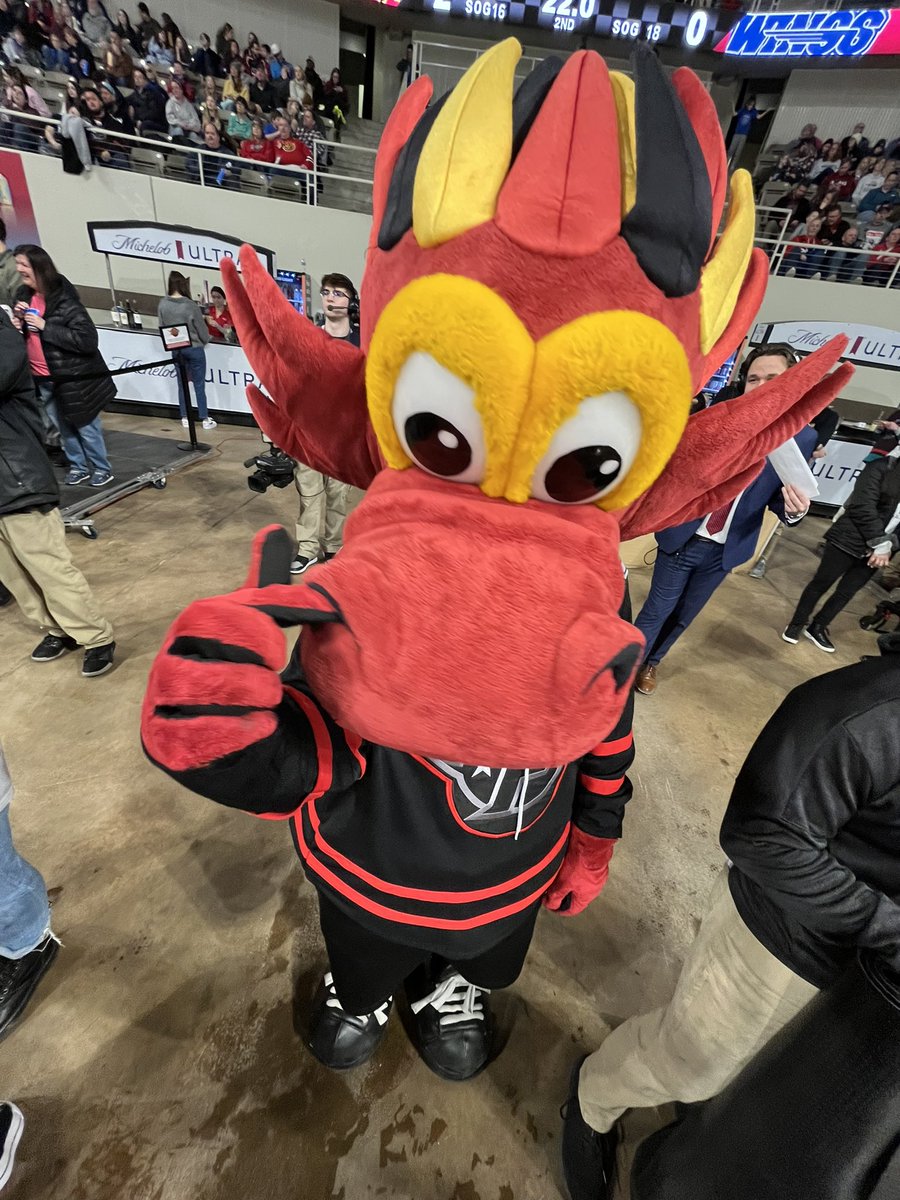 Nitro tweet media