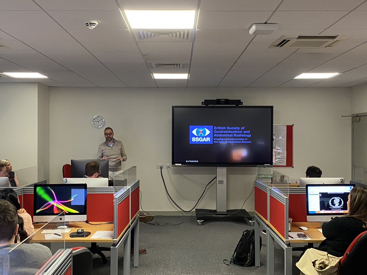 Was a pleasure to host Dr James Stephenson the <a href="/RCRadiologists/">The Royal College of Radiologists</a> <a href="/BSGAR_UK/">BSGAR</a> Travelling Professor at the <a href="/ImagingAcademy/">National Imaging Academy Wales</a> today. Session topics included bowel obstruction, ischaemia and post-op abdomen. Great cases and discussion.