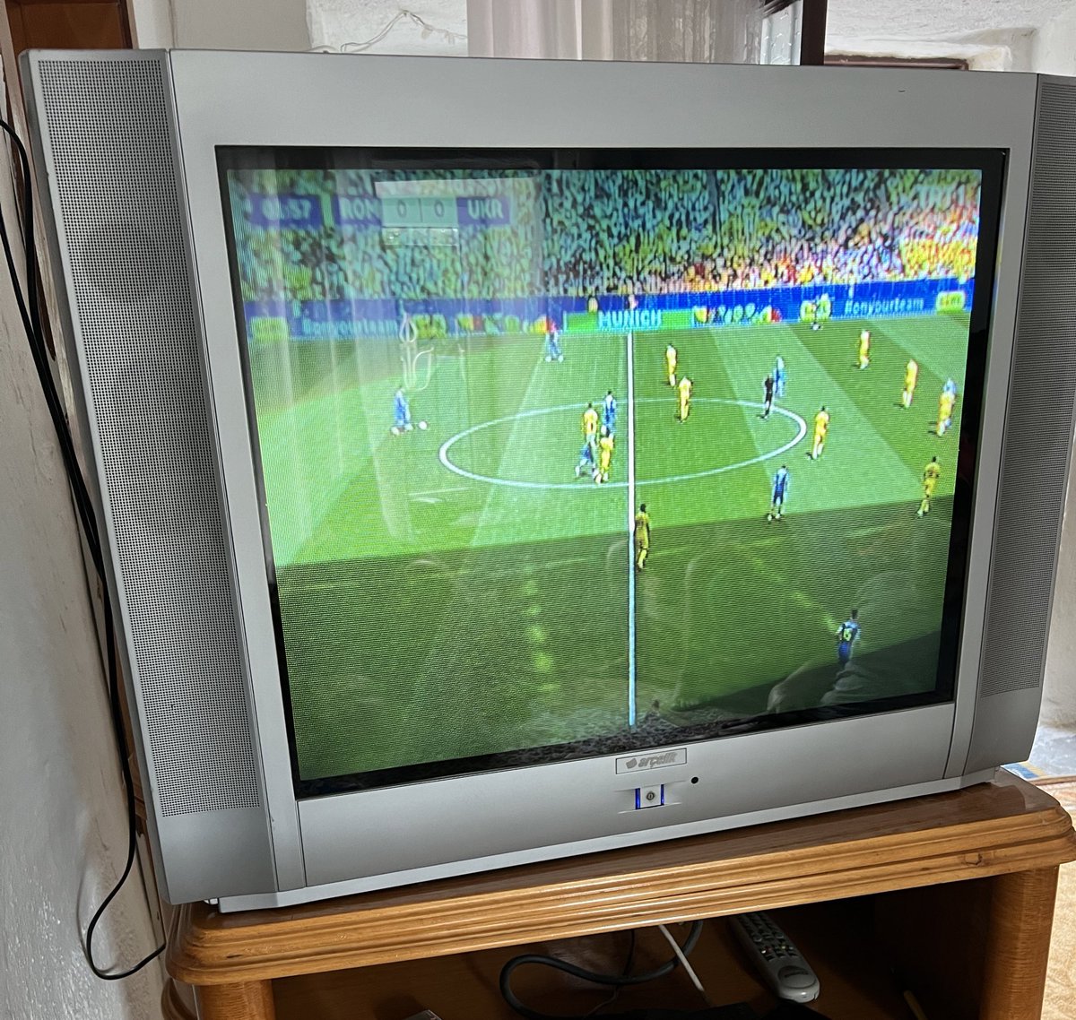 Aynen hayatım ben de Fransa 98i izliyorum