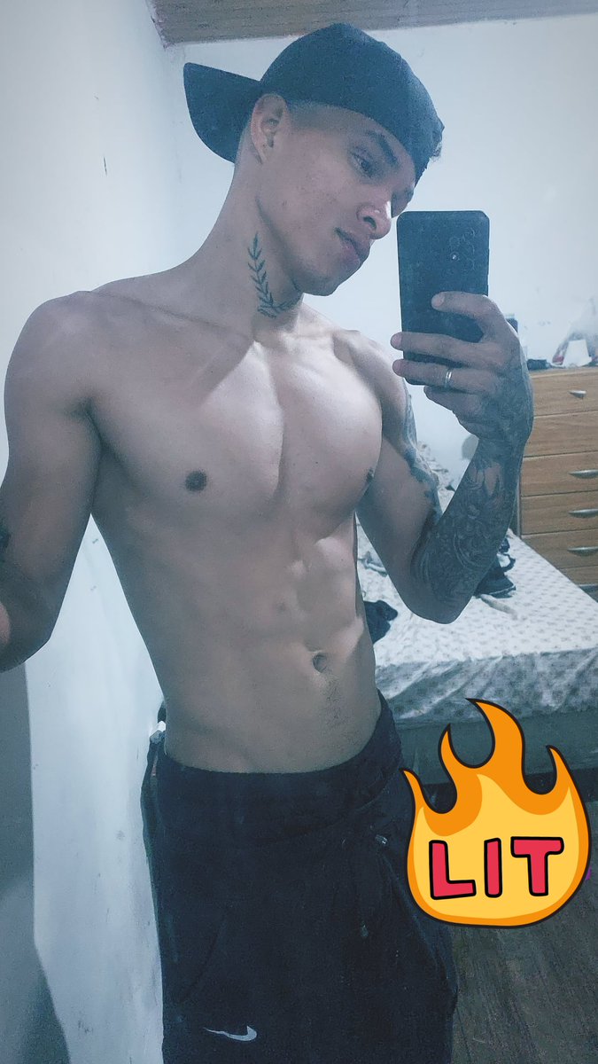 WanteedHot's tweet photo. @AnnyRisso Cachondoo con ganas d meterla
#heteromorboso #heterovergón #porno #pornoamateur #morboso #parejas #cachondo #sexi https://t.co/IdIXzCxwih