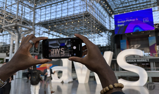 Hoy publicamos

AWS Summit Bogotá vuelve a la capital: descubre el futuro de la IA generativa 

Los detalles ift.tt/bzfW9vX y otras informaciones en ITNEWS.LAT

#EnITNews #Noticias #B2B #Latam