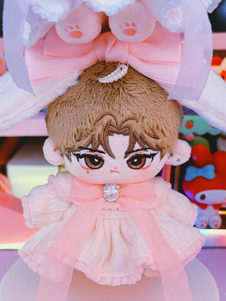 #별지붕친구들
핑크뽀쨕큐트❤️