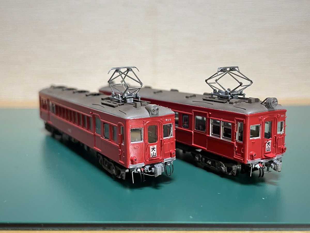 nagakohashutsu's tweet photo. 名鉄　モ800型、モ811、812完成しました。
リトルジャパンキット組立。811は鉄コレ動力入り。前灯、標識灯点灯可能にしました。
前面窓、ドア窓、戸袋窓はツライチにしたかったためアクリル削り出し品に変えています。 https://t.co/pT4rFP2ODv