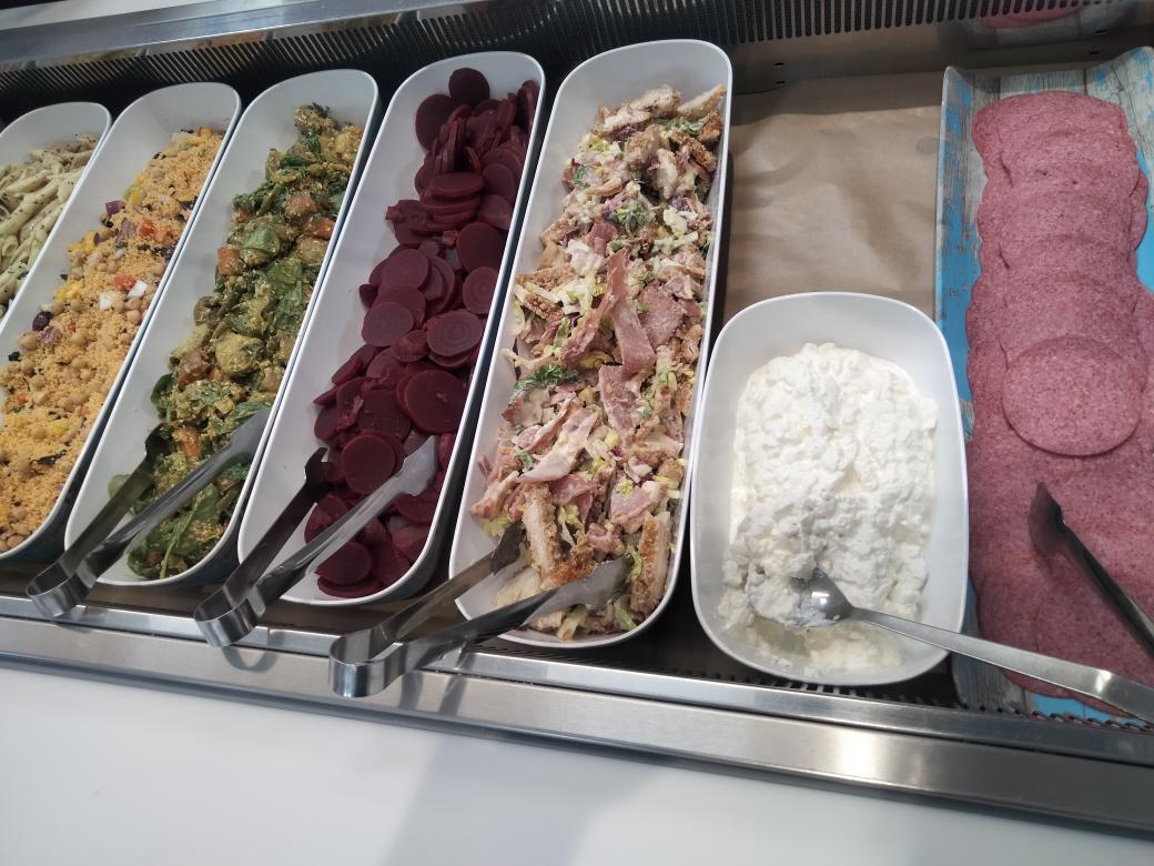 Monday lunch - Chinese sweet and sour chicken, noodles or rice, Asian stir fried vegetables, prawn crackers. Vegetarian choice - vegetable pad see ew. Selection of salads. Pasta with tomato sauce. Jacket potatoes with baked beans.