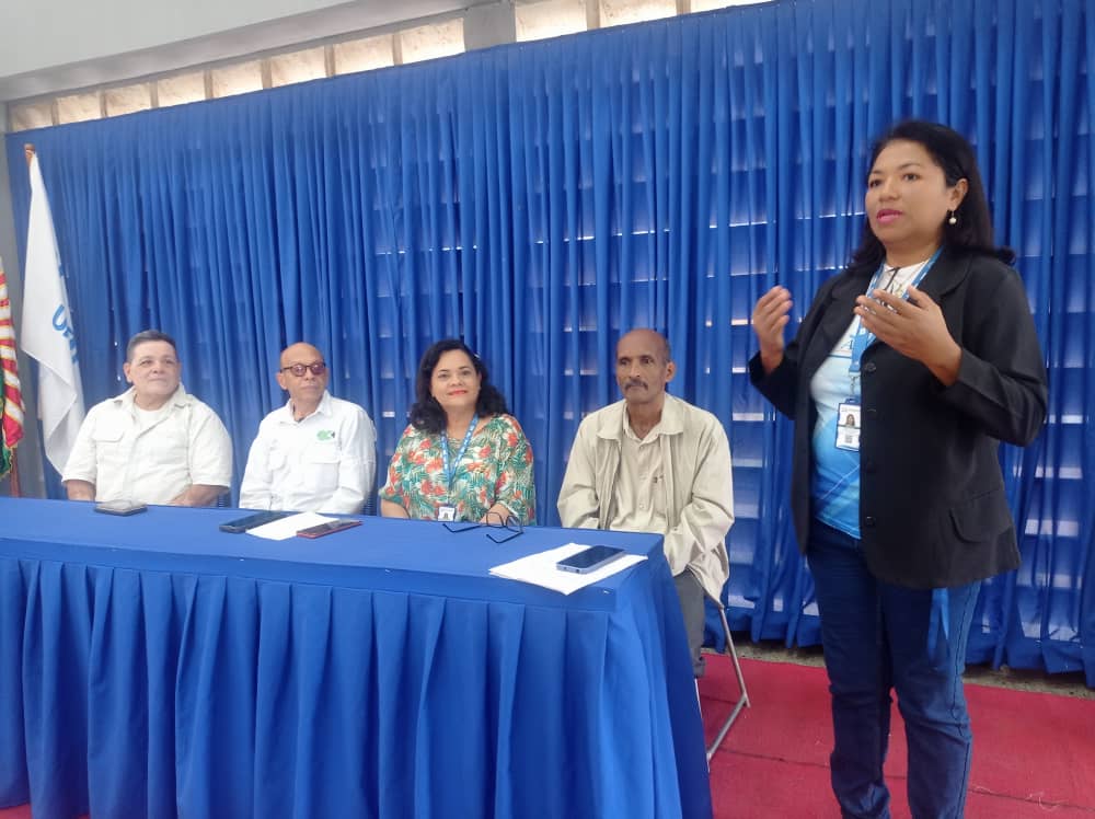 uptlara's tweet photo. 17Junio || En desarrollo Foro Día de la Lucha Contra la Desertificación y la Sequía🌎

Unidos por la Tierra: nuestro legado, nuestro futuro.!!

#SomosUptaeb

@MPPEU_Ve @michellyvivas @olivapineda04 @Bvgutierrezq https://t.co/K4xypybAtw