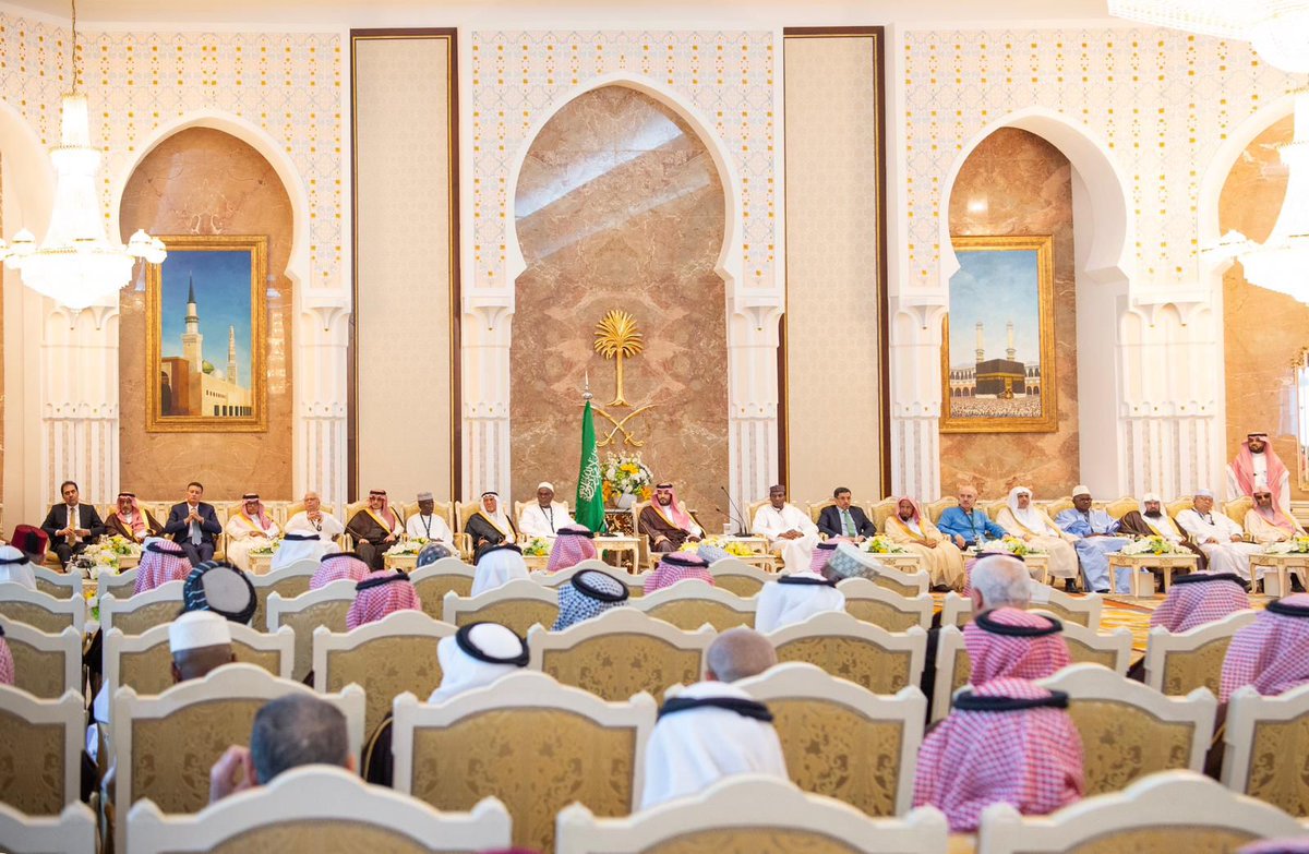 سمو #ولي_العهد: يحل علينا عيد الأضحى المبارك، مع استمرار الجرائم الشنيعة على أشقائنا في قطاع غزة، وإننا إذ نؤكد ضرورة الوقف الفوري لهذا الاعتداء؛ فإننا نناشد بأهمية تحرك المجتمع الدولي لاتخاذ جميع الإجراءات، التي تضمن حماية الأرواح في غزة، كما نؤكد أهمية تنفيذ القرارات الصادرة