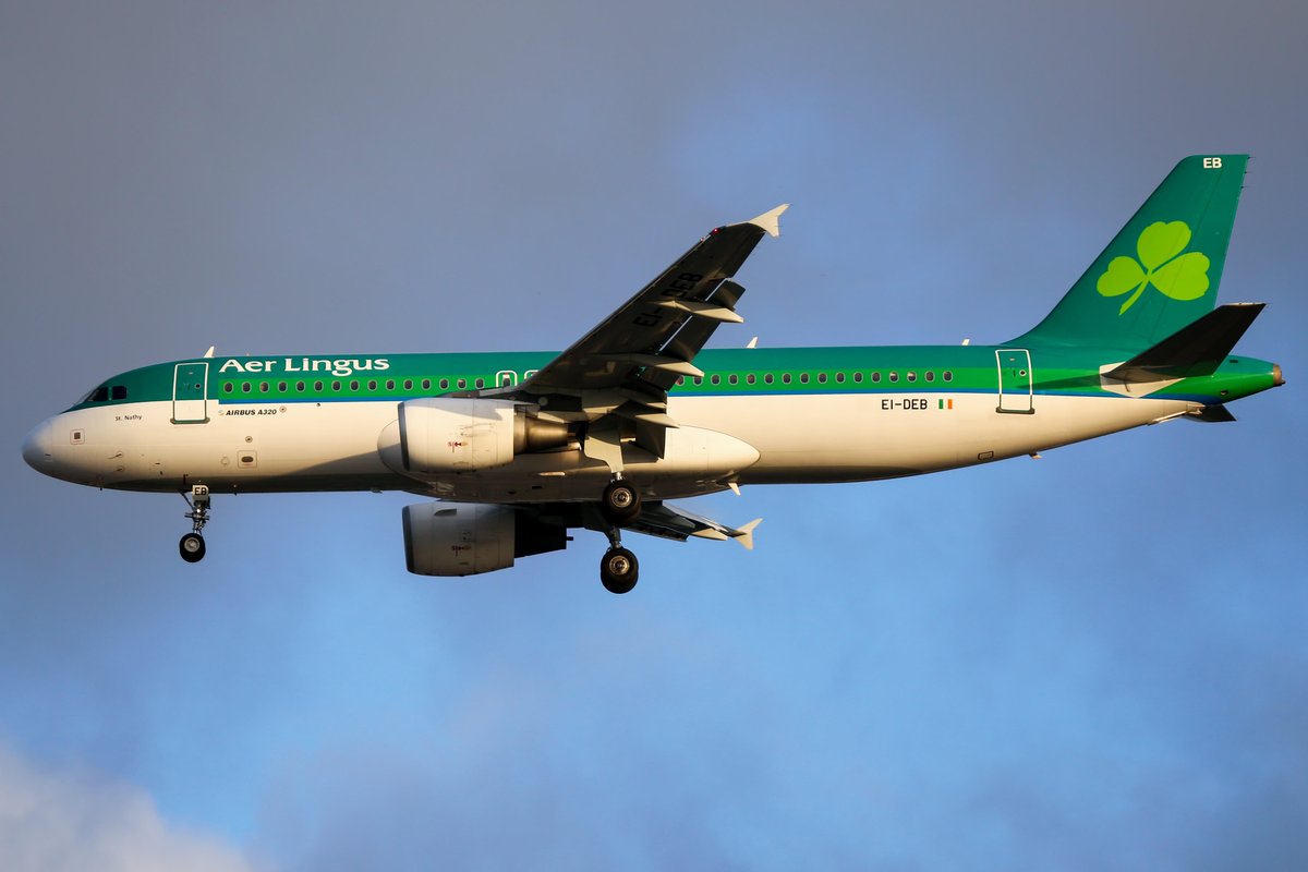 The Last Word (@lstwrd) on Twitter photo 📻From 4.30 <a href="/ianguider/">Ian Guider</a>
🔵Aer Lingus pilots vote for strike action <a href="/IALPA/">IALPA</a> <a href="/AerLingus/">Aer Lingus</a>
🟡Protests at politicians' homes <a href="/conormlally/">Conor Lally</a> <a href="/malcolmbyrne/">Malcolm Byrne 🇮🇪 🇪🇺 🇺🇦</a>
🔵Potato shortage due to bad weather 🥔
🟡The science of manifesting <a href="/Sabina_Brennan/">Dr Sabina Brennan</a>
🔵Gaelic football, rugby & golf <a href="/willocallaghan/">Will O'Callaghan</a> 📻From 4.30 <a href="/ianguider/">Ian Guider</a>
🔵Aer Lingus pilots vote for strike action <a href="/IALPA/">IALPA</a> <a href="/AerLingus/">Aer Lingus</a>
🟡Protests at politicians' homes <a href="/conormlally/">Conor Lally</a> <a href="/malcolmbyrne/">Malcolm Byrne 🇮🇪 🇪🇺 🇺🇦</a>
🔵Potato shortage due to bad weather 🥔
🟡The science of manifesting <a href="/Sabina_Brennan/">Dr Sabina Brennan</a>
🔵Gaelic football, rugby & golf <a href="/willocallaghan/">Will O'Callaghan</a>