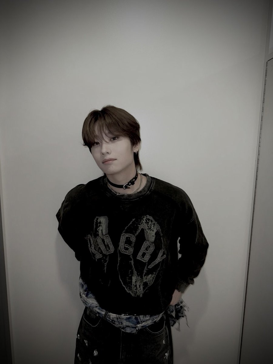 yoelinoo's tweet image. yes yoel, goth means being the best.. we’re goth, my baby 🧌🤌🏻💕

#AimingSelcaDay #AIMERS #YOEL #에이머스 #에이밍 #요엘 @AIMERS_members