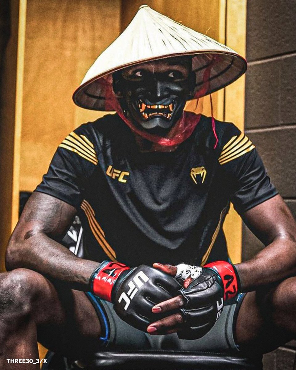 espnmma's tweet image. When Israel Adesanya walked out in a hat and mask from the video game "Ghost of Tsushima" for his title fight against Marvin Vettori 😤

This fit was too sick 🔥

(📸 @three30_3)