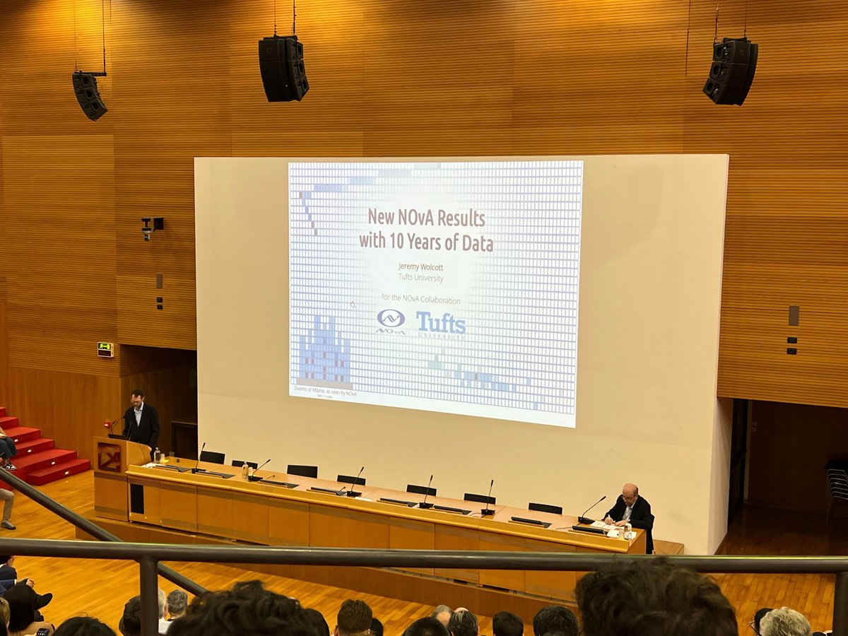 NOvA Experiment (@novaexperiment) on Twitter photo This morning Jeremy Wolcott (Tufts University) presented exciting new 3-flavour oscillation results from NOvA using 10 years of data at #NEUTRINO2024. Fantastic work, Jeremy!
.
.
Photo credit: <a href="/daviesga/">Dr. Gavin S. Davies</a> πΈ This morning Jeremy Wolcott (Tufts University) presented exciting new 3-flavour oscillation results from NOvA using 10 years of data at #NEUTRINO2024. Fantastic work, Jeremy!
.
.
Photo credit: <a href="/daviesga/">Dr. Gavin S. Davies</a> πΈ