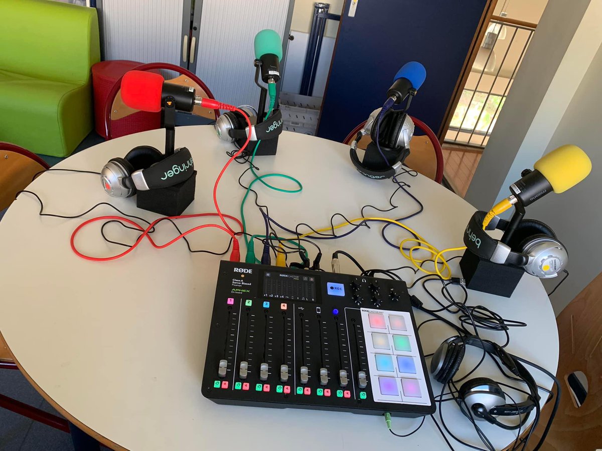 CDI Collège Wallon (@cdi_clg_wallon) on Twitter photo Les 6e réalisent des podcasts autour de la presse croustillante de la mythologie grecque clg-henri-wallon.ac-nice.fr/clg-wallon/ind… <a href="/clemi_nice/">CLEMI Nice</a> Les 6e réalisent des podcasts autour de la presse croustillante de la mythologie grecque clg-henri-wallon.ac-nice.fr/clg-wallon/ind… <a href="/clemi_nice/">CLEMI Nice</a>