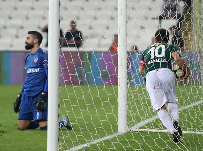 GELDİ ULAN GELDİ KRAL GELDİ KALKIN AYAĞA