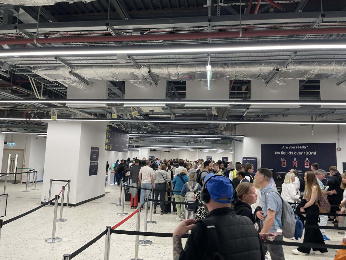 Julie Draper tweet media