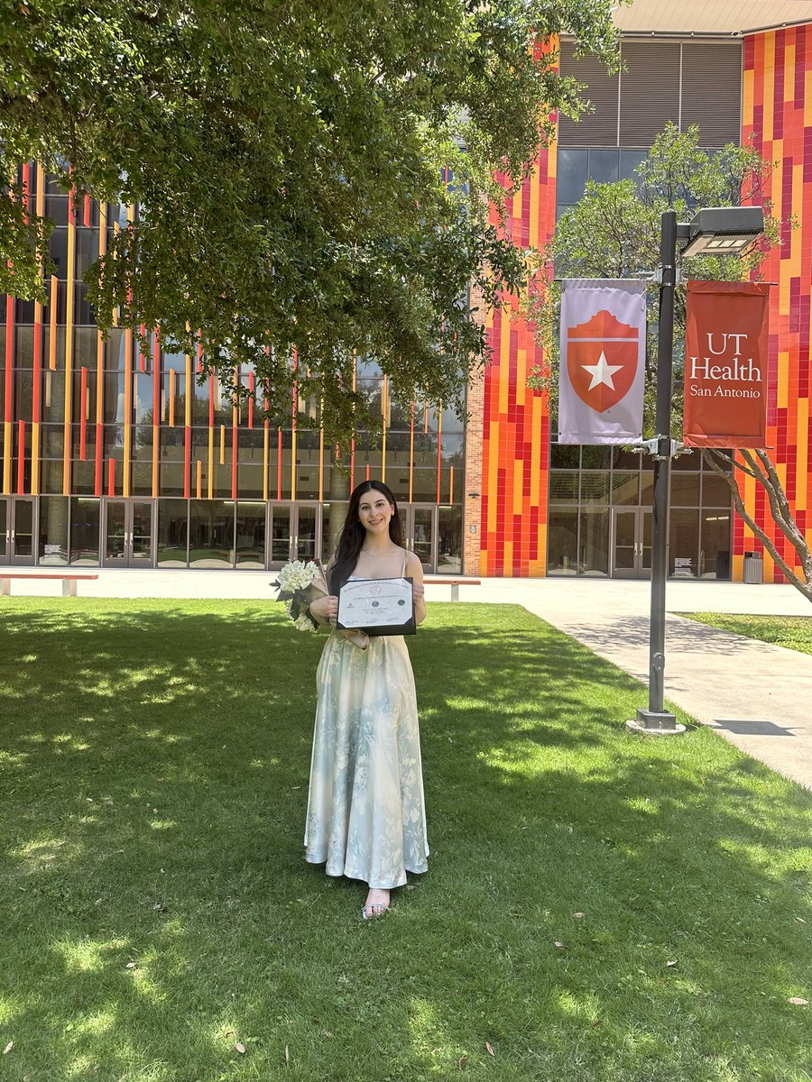 tanima_arora's tweet image. 12 years in the making - I am officially a Pediatrician!! 
Grateful for all the lessons, experiences, love and support received by loved ones and family these past 3 years! Thank you to everyone who has been a part of this beautiful journey ❤️ 
Excited for the next chapter!