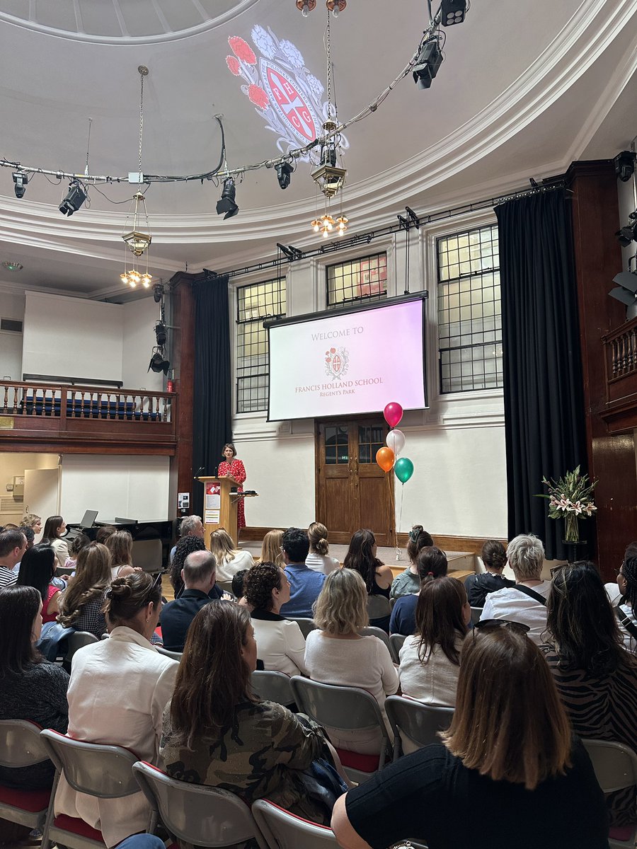 FHSRegentsPark's tweet photo. Lovely to welcome our incoming Thirds and their families to FHS this afternoon for our Thirds Welcome Afternoon! So excited for them to join our wonderful school community in September. #FHSCommunity #Welcome https://t.co/Gj0V4U7jaP
