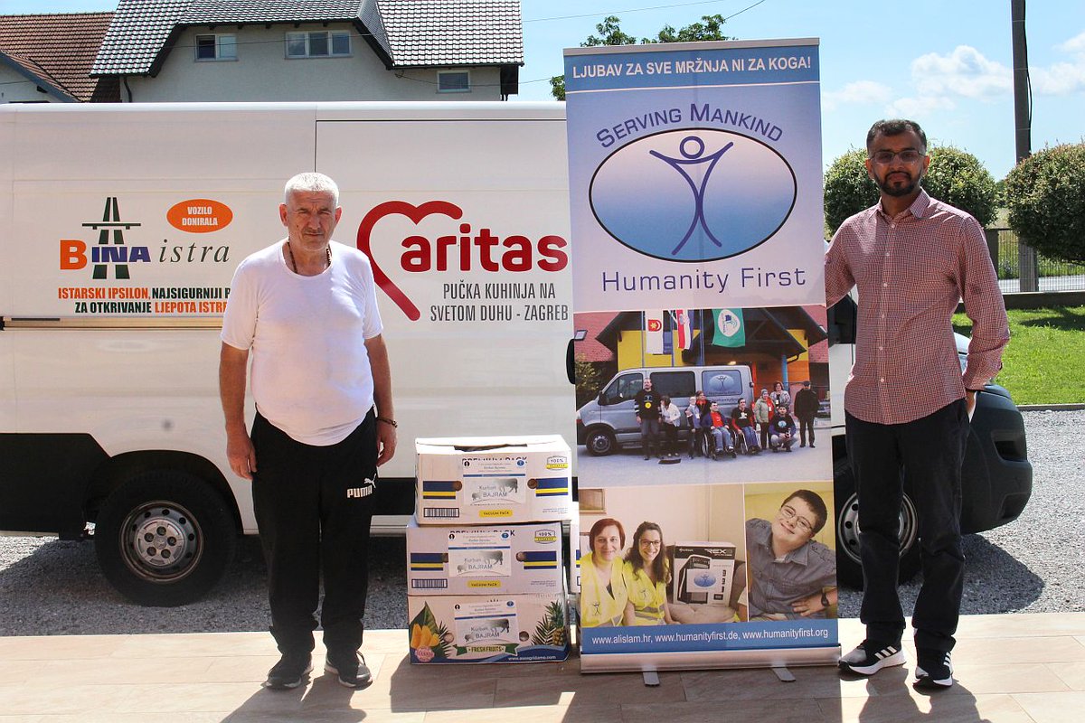 HumanityFirstHR's tweet image. Humanity First je danas povodom Kurban Bajrama podijelio više od 370 kg mesa potrebitima u Križevcima, Vrkaševcu, Zagrebu, ...

#KurbanBajram @HumanityFirstUK @HumanityFirstDE