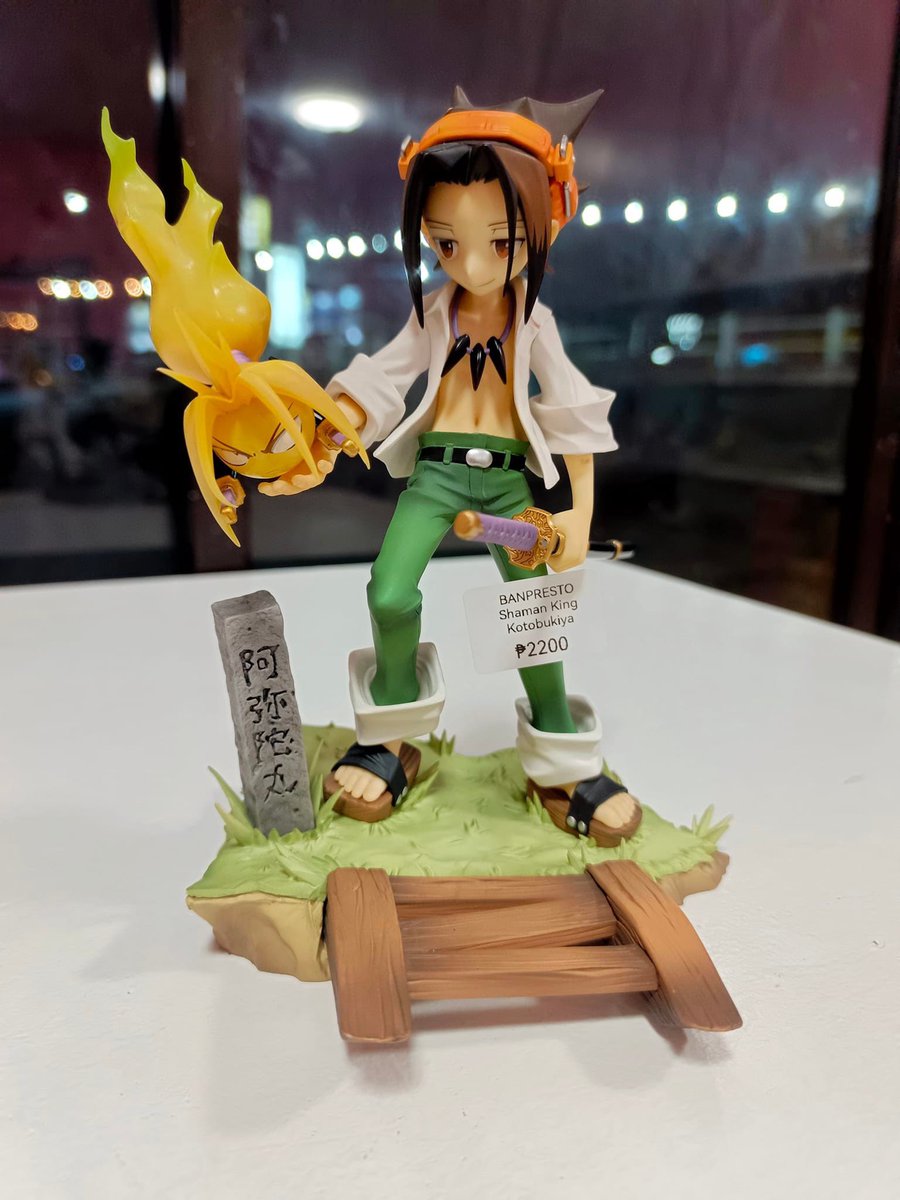 Fan Base Café & Store tweet media