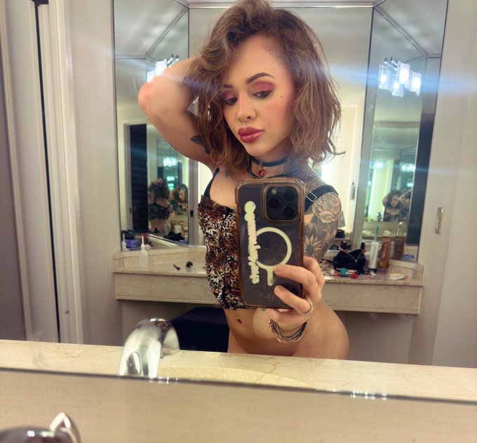 What if I cut my hair like this https://t.co/zUnj5qUQg6