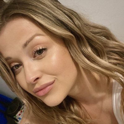 angelaig17's tweet photo. #NuevaFotoDePerfil https://t.co/AAc0u0LN9u