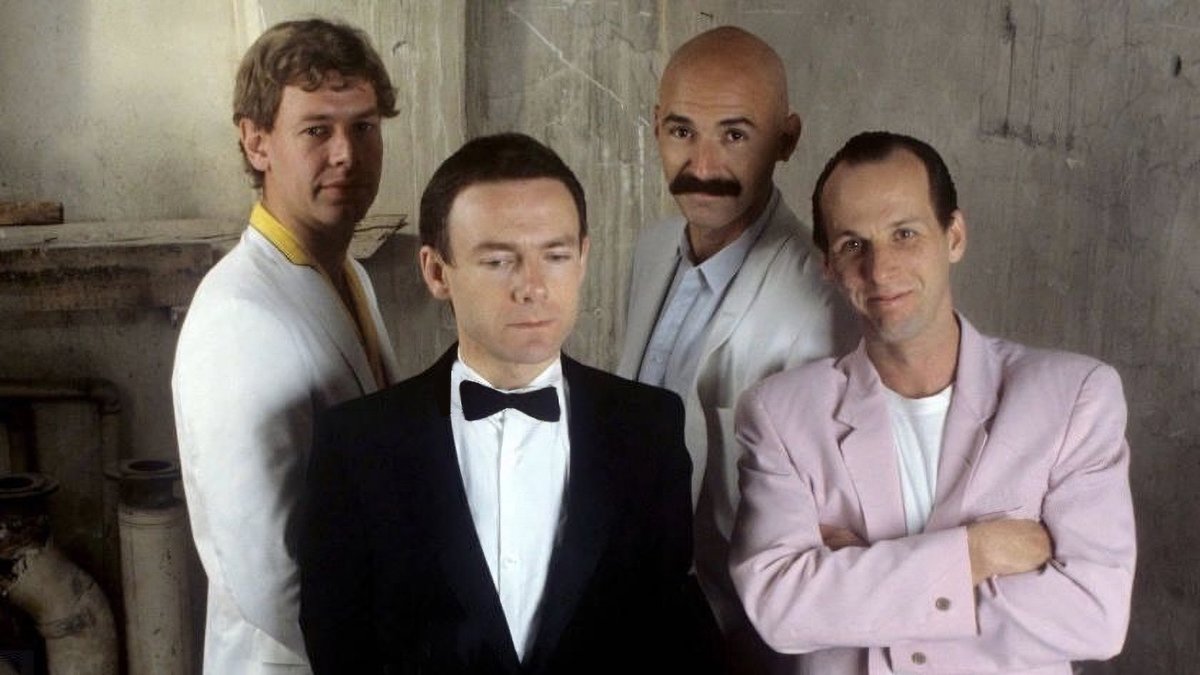 Robert Fripp tweet media