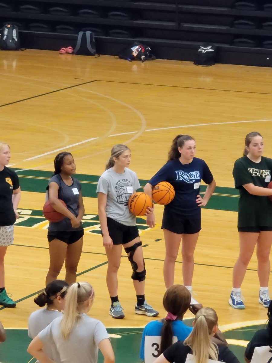 Audrey Hubbard C/O 2025 (@audrey_brooke3) on Twitter photo Thank you to Coach Nola and the Saint Leo staff for a great experience at elite camp. I was grateful to receive the coach's award, as well! <a href="/SaintLeoWBB/">Saint Leo WBB</a> <a href="/coachnolac/">Nola Carter</a> Thank you to Coach Nola and the Saint Leo staff for a great experience at elite camp. I was grateful to receive the coach's award, as well! <a href="/SaintLeoWBB/">Saint Leo WBB</a> <a href="/coachnolac/">Nola Carter</a>