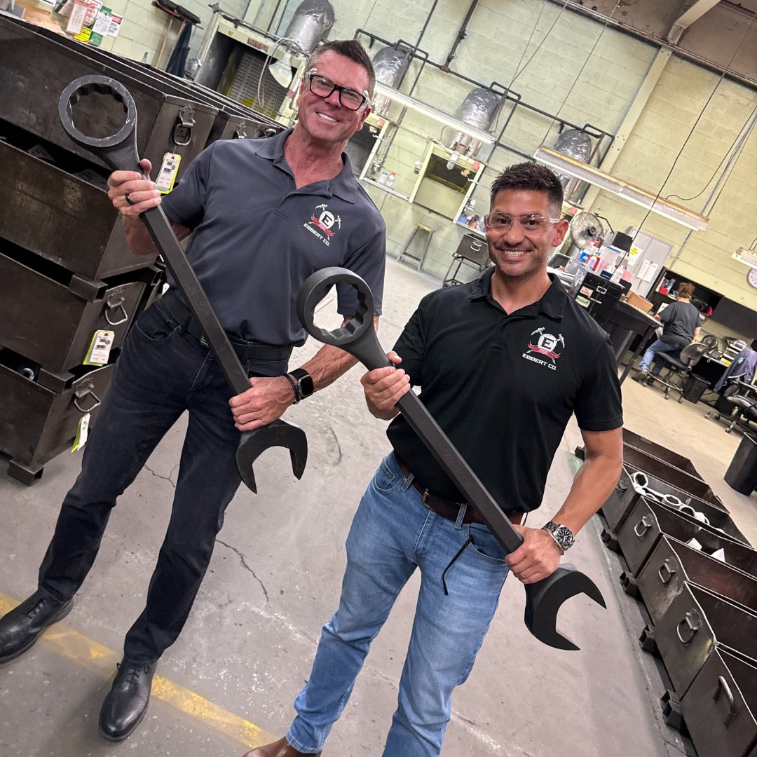 ForgingRespect's tweet photo. We were excited to recently host Ebbert Company and its two principals, Troy Ebbert and Rudy Camacho. They will be our new manufacturer’s representatives for Southern CA, Southern NV, AZ, NM, and El Paso, TX areas. Welcome to the Wright team!
#wrighttool #wrighttools #handtools https://t.co/dITzROJCQO