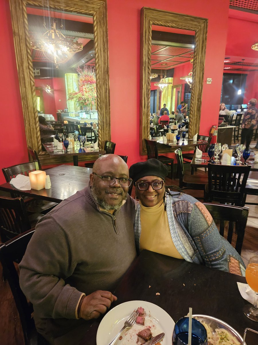 we4rblesd2's tweet photo. Happy Anniversary, my love. Always and Forever 😘🥂💞 https://t.co/t961SdBQJJ