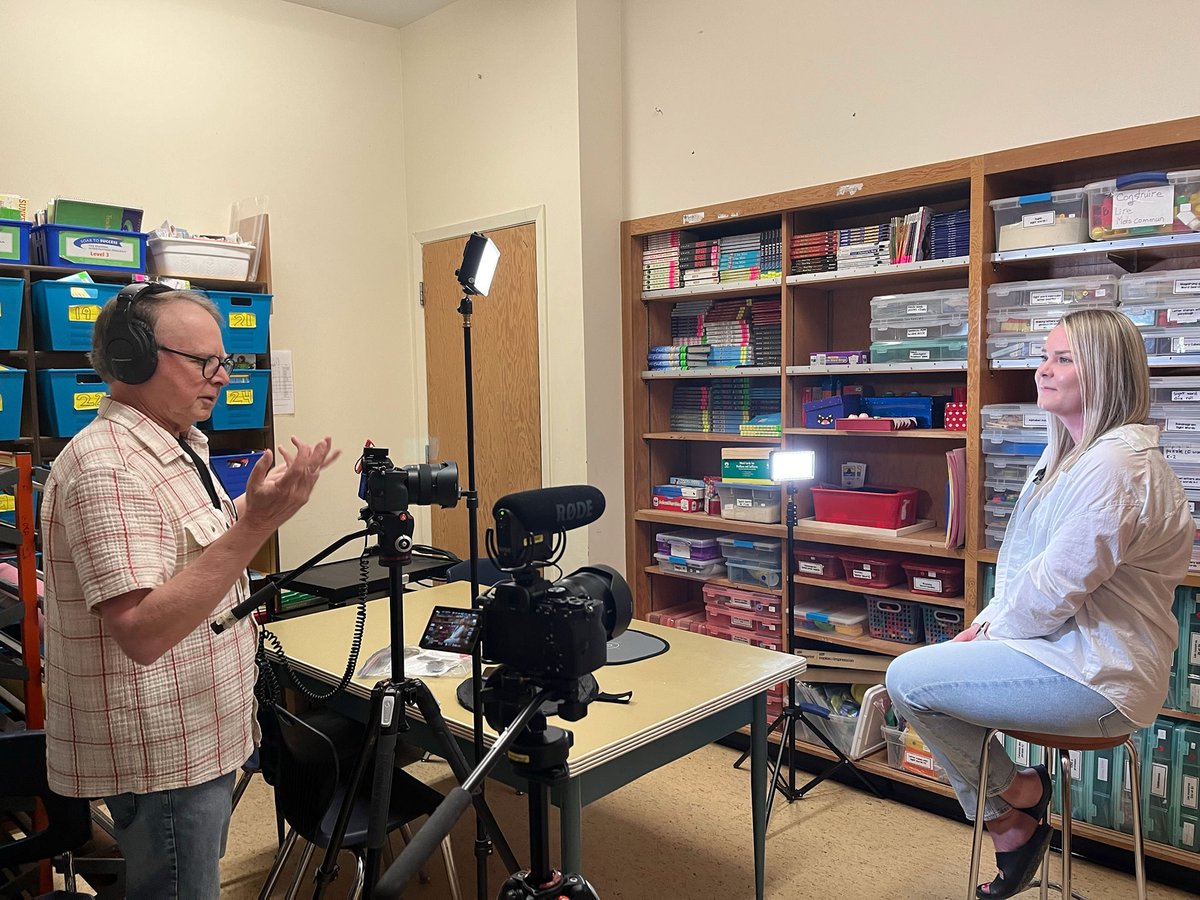 set_bc's tweet photo. We were in Ladysmith last week filming footage for a student story in the works. This student uses an iPad to communicate and complete assignments, as well as #Clicker8 on a laptop.
@sd68bc #SD68 #AAC #AugmentativeAndAlternativeCommunication #SupportingStudents @Cricksoft https://t.co/9f69KV0DEM