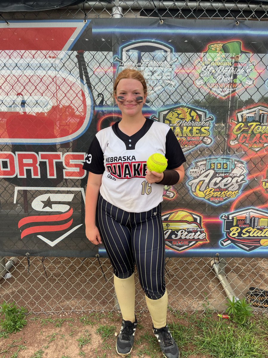 Nebraska Quakes Gold - Byrd tweet media