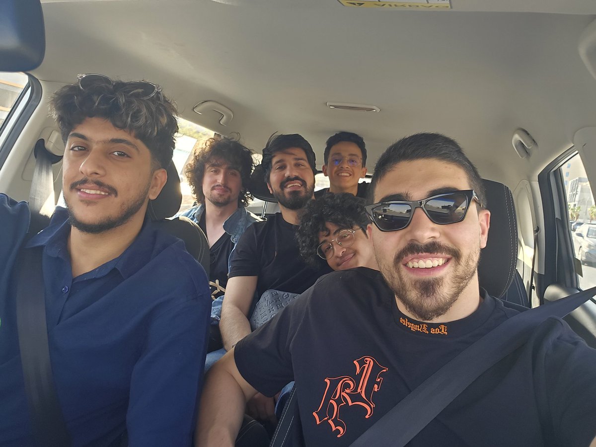 Good people, good players, good org 💥💥 
<a href="/lol_Nawaf/">Nawaf</a> 
<a href="/2Baders/">Bader</a> 
<a href="/BozahEsports/">BOzaH</a> 
<a href="/Kwan1_/">Antonio Carbone</a> 
<a href="/Handm_lol/">handm</a> 
<a href="/BAAMEsports/">BAAM</a>
<a href="/Cobratate/">Andrew Tate</a>