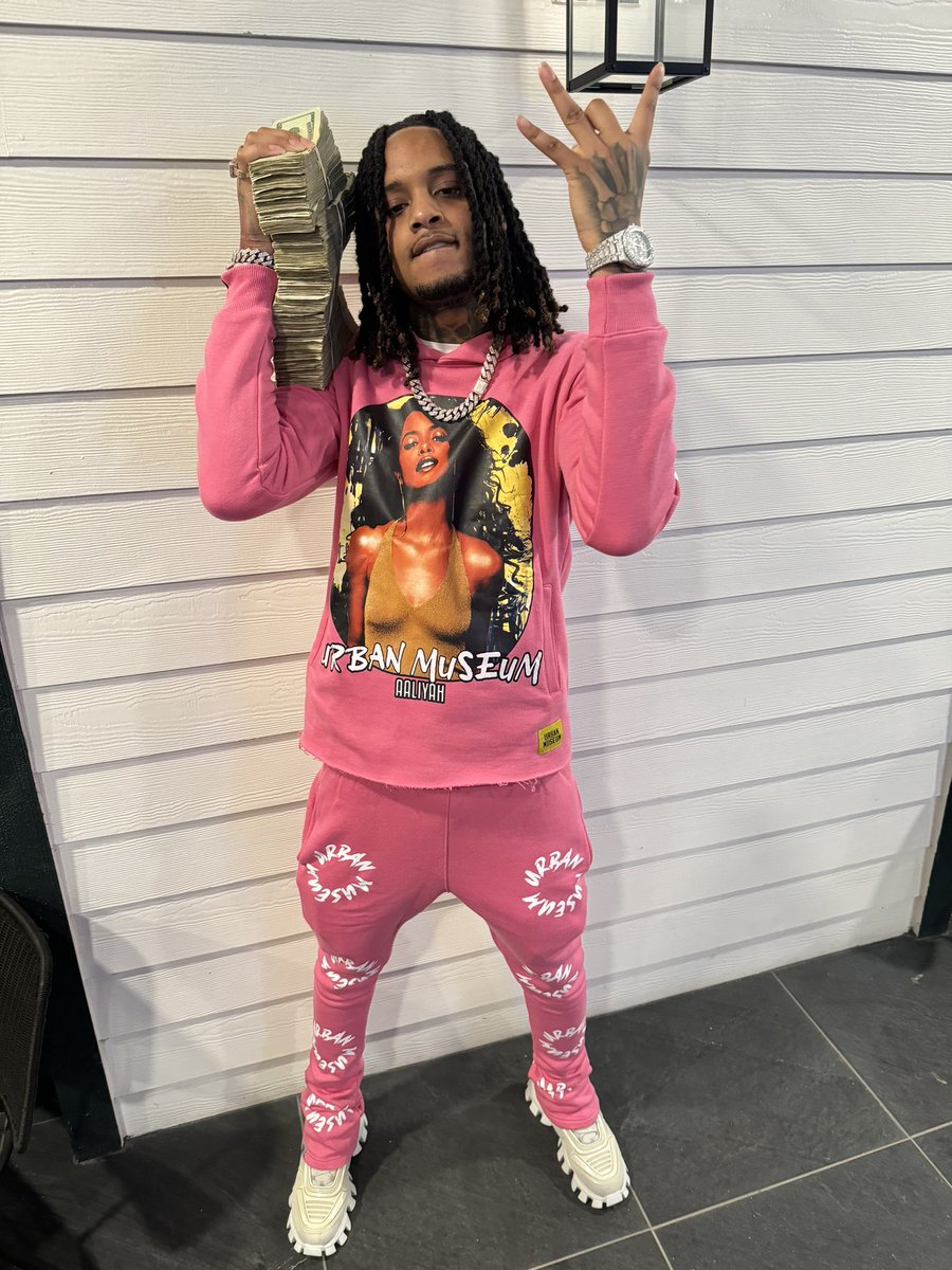 Badazzflow's tweet image. I told em f*ck em all now they all again me 🎚️