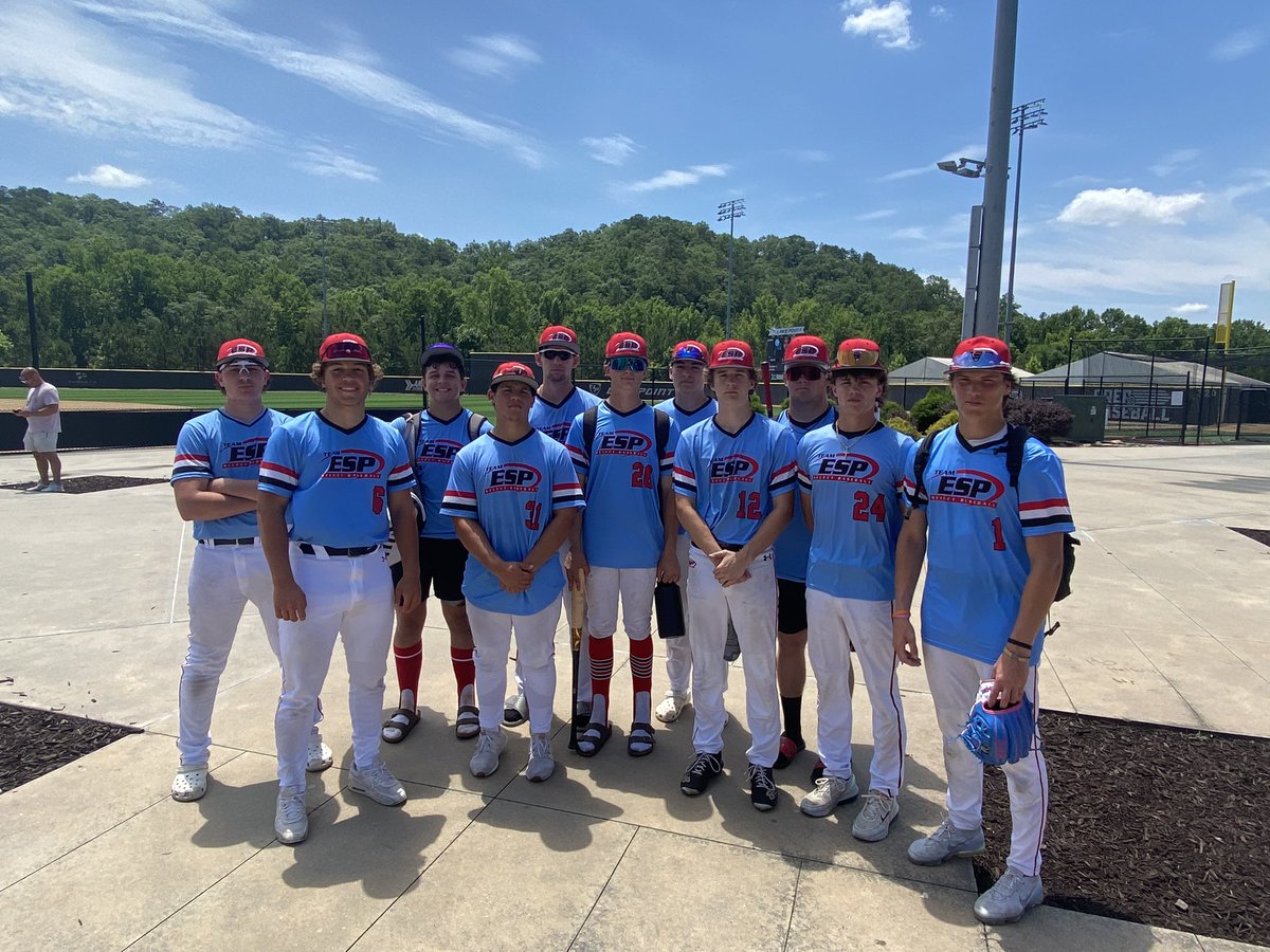 Didn’t go our way today. Guys were 2  plays away from a very different ball game. 

You represented IL and ESP well. Dust yourselves off, rest up, and move on. Back at it on Thursday in @PBRMIScout event.  #ESPTrained