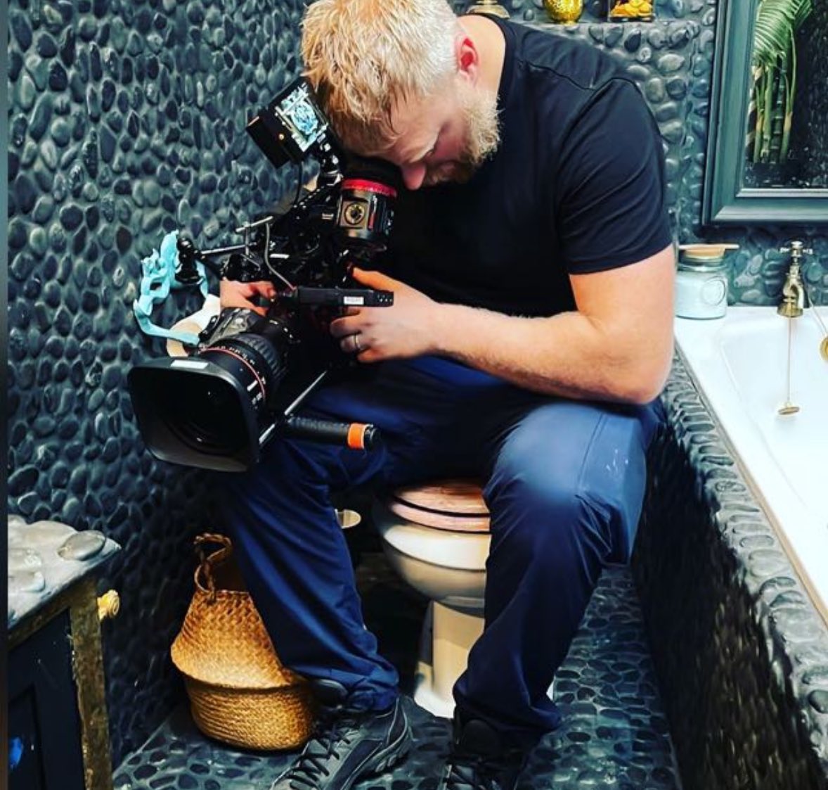 “Possibly the best property show ever”
-  <a href="/guardian/">The Guardian</a> 

We filmed this during a hot summer and our literal sweat went into making it so please watch it. It’s a property show but not as you know it. Channel 4, Thurs 20th June, 10pm

amp.theguardian.com/tv-and-radio/a…