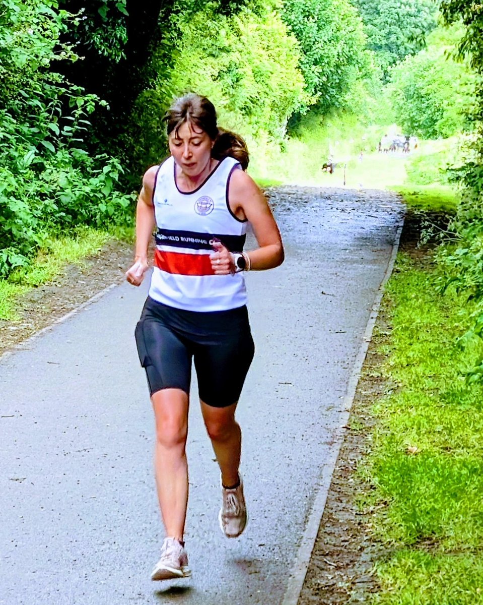 💖🏃🏽‍♀️Action Shot Top of Heartbreak Hill  💪 Training 4 Chicago &amp; New York Marathons <a href="/RoaringNurse/">#HelloMyNameIsJoan 💙 🇺🇦</a> #the321challenge. Raising Funds 4 <a href="/CavellCharity/">Cavell</a> &amp; <a href="/Ashgate_Hospice/">Ashgate Hospice</a> 🙏
#NHS1000miles #Runner #RUN #Running #RunStrong #Marathoner #RunRepeat  #RunningCommunity #RunHappy #WeRCrackers