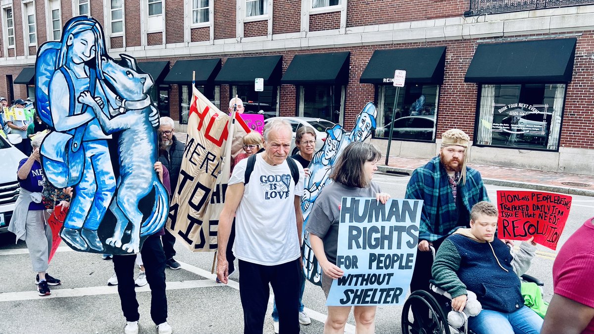 steveahlquist's tweet photo. .@PVDMayor Smiley is intensifying his war on unhoused people

Instead of heeding the news that its policies are cruel and killing people, the Administration of Mayor Smiley is doubling down and accelerating its abuse of unhoused people in the City.

https://t.co/n9gPMpVZMM https://t.co/OnuSCzD6uK