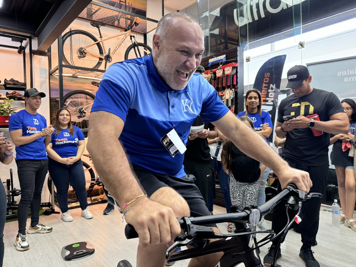 mcmochima's tweet photo. Parte de lo vivido en el rally PAPÁS EN ACCIÓN de la mano de Ultrabikex realizado en el @Orinokia_Mall donde pasamos una tarde llena de diversión y premiamos las habilidades de los padres de Ciudad Guayana ¿te anotas para una próxima edición?💪🏻🤩 https://t.co/Z79QD3VLpX