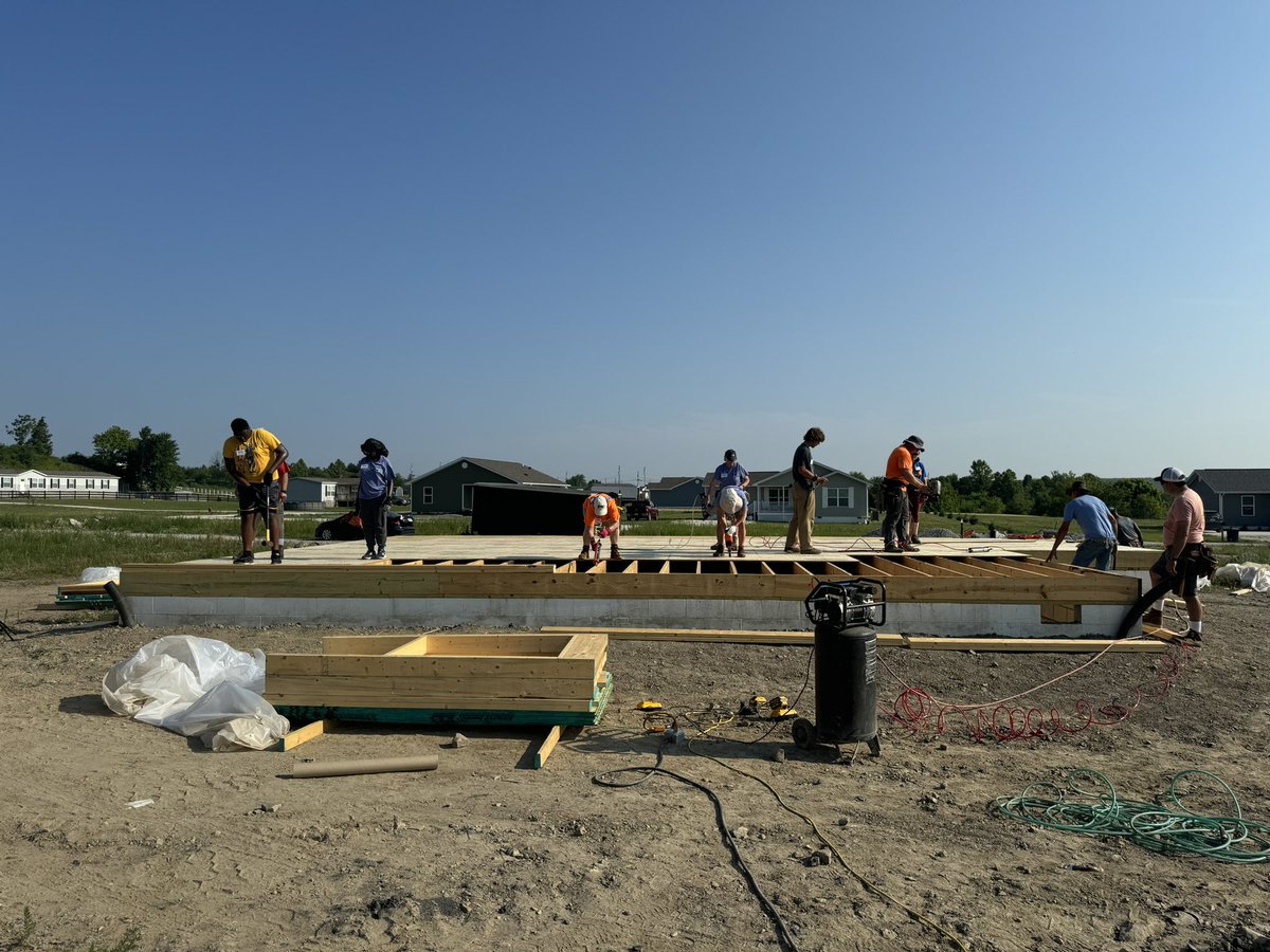 HDAHOME1's tweet photo. Volunteers from DreamBuilders (MD) are here working alongside our carpenters to frame 3 HOUSES in 1 WEEK! This #blitzbuild is going to be amazing to watch. https://t.co/K2rroy4OJr