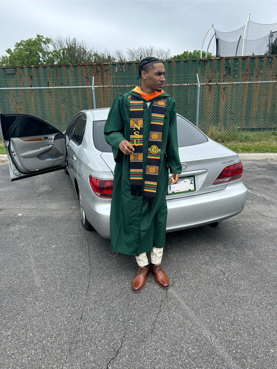 10k_ronn's tweet photo. Went from flunking in high school to College Graduate 🎓🏁

B.S. Construction Management Engineering &amp; Technology. 

NSU Alum🔰 https://t.co/2RlH9VosBu