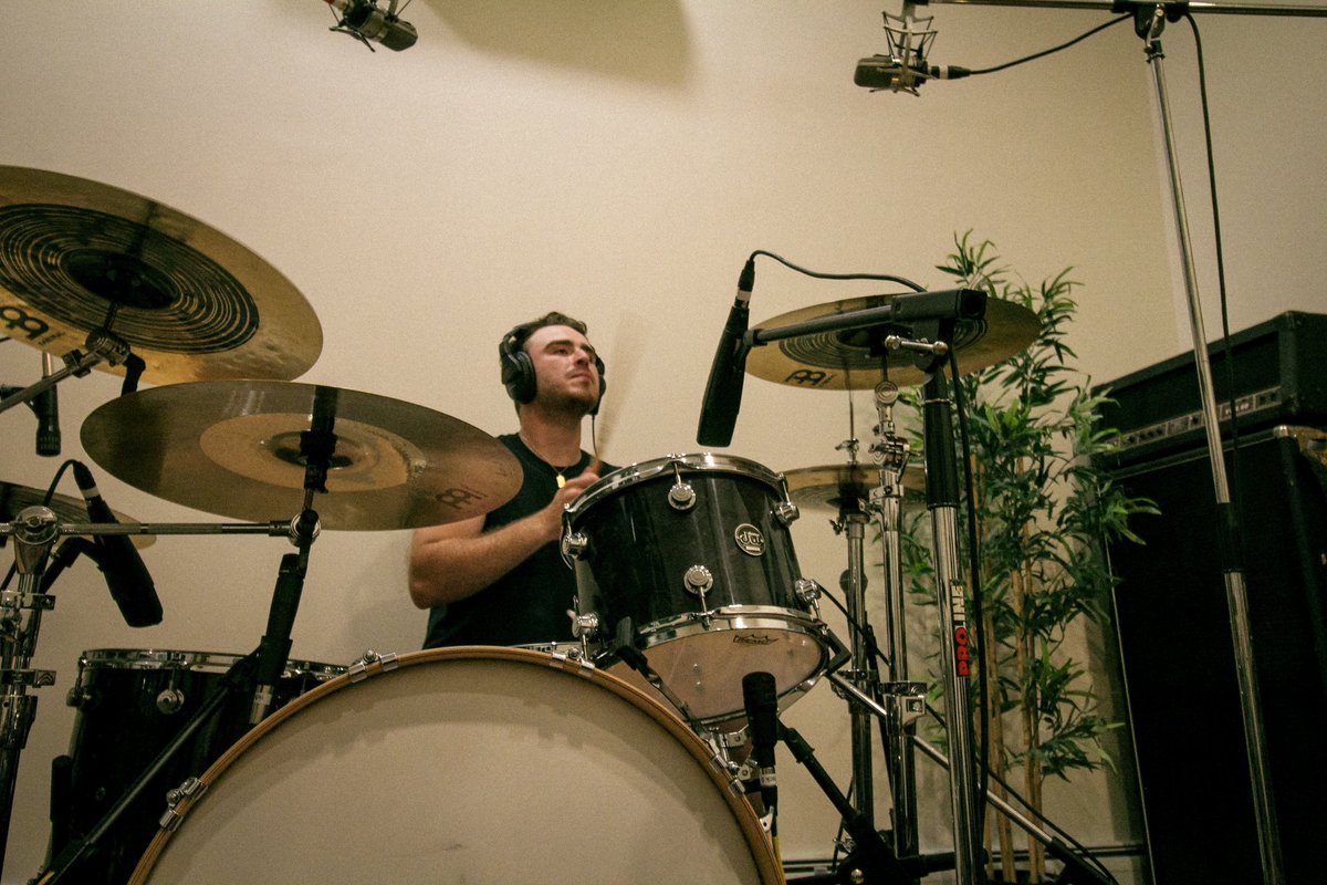 Stud Wiser tweet media