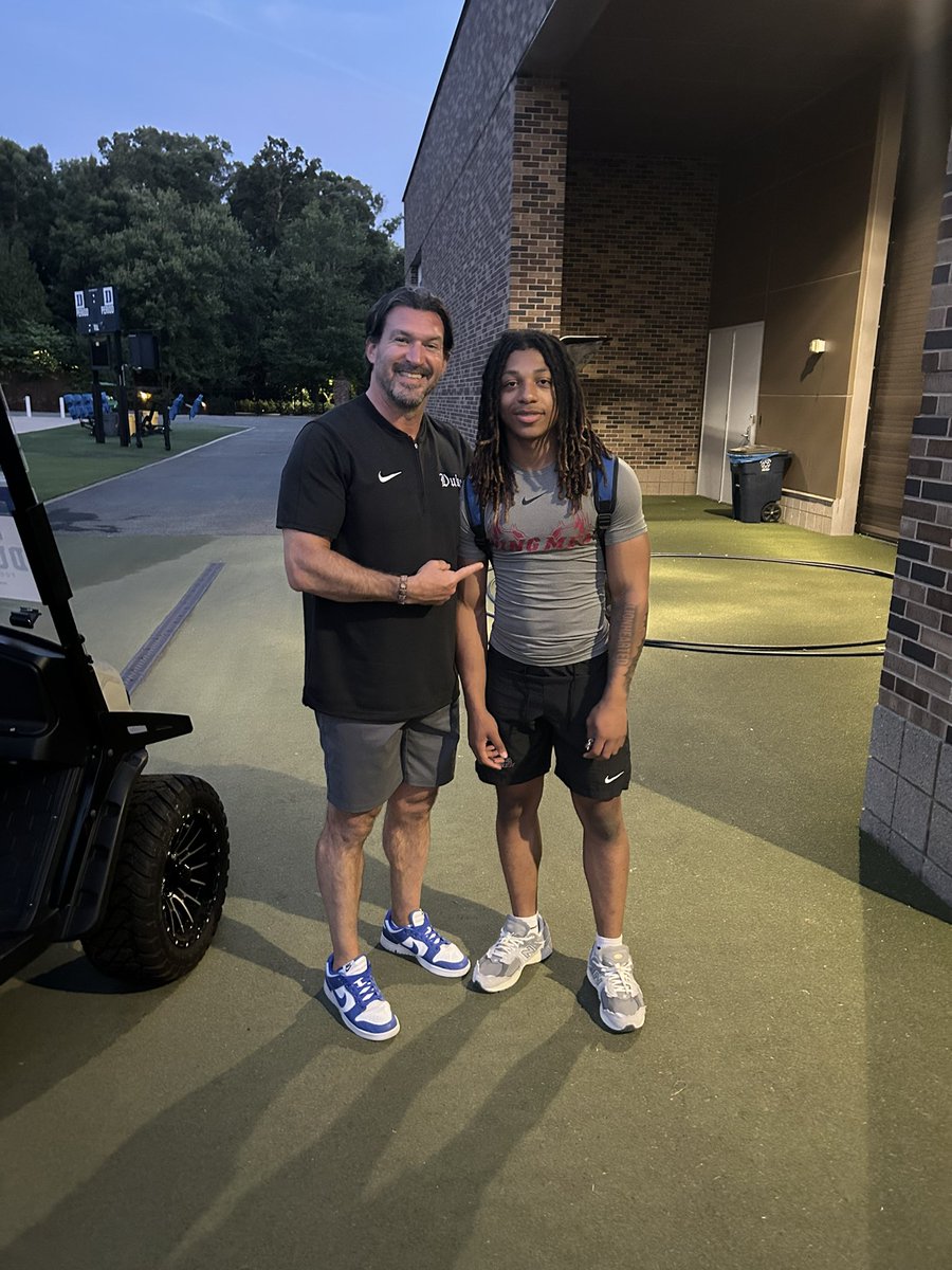 Had a Great time with coach <a href="/GinfanteMT/">Gabe Infante</a> and the rest of Duke coaching staff. #gobluedevils