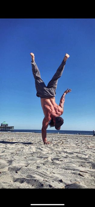 Beach day ? #ocean #beach #southcarolina https://t.co/JNeG30Niq1