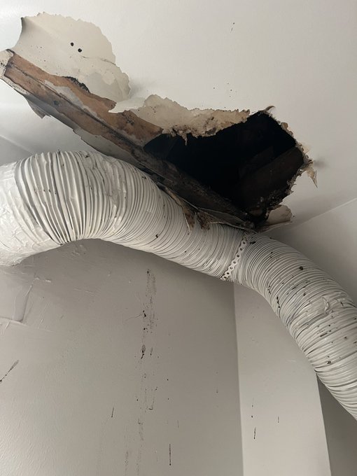 In case you&rsquo;re wondering what I&rsquo;ve been dealing with on this wonderful Monday Yup that&rsquo;s a ceiling leak