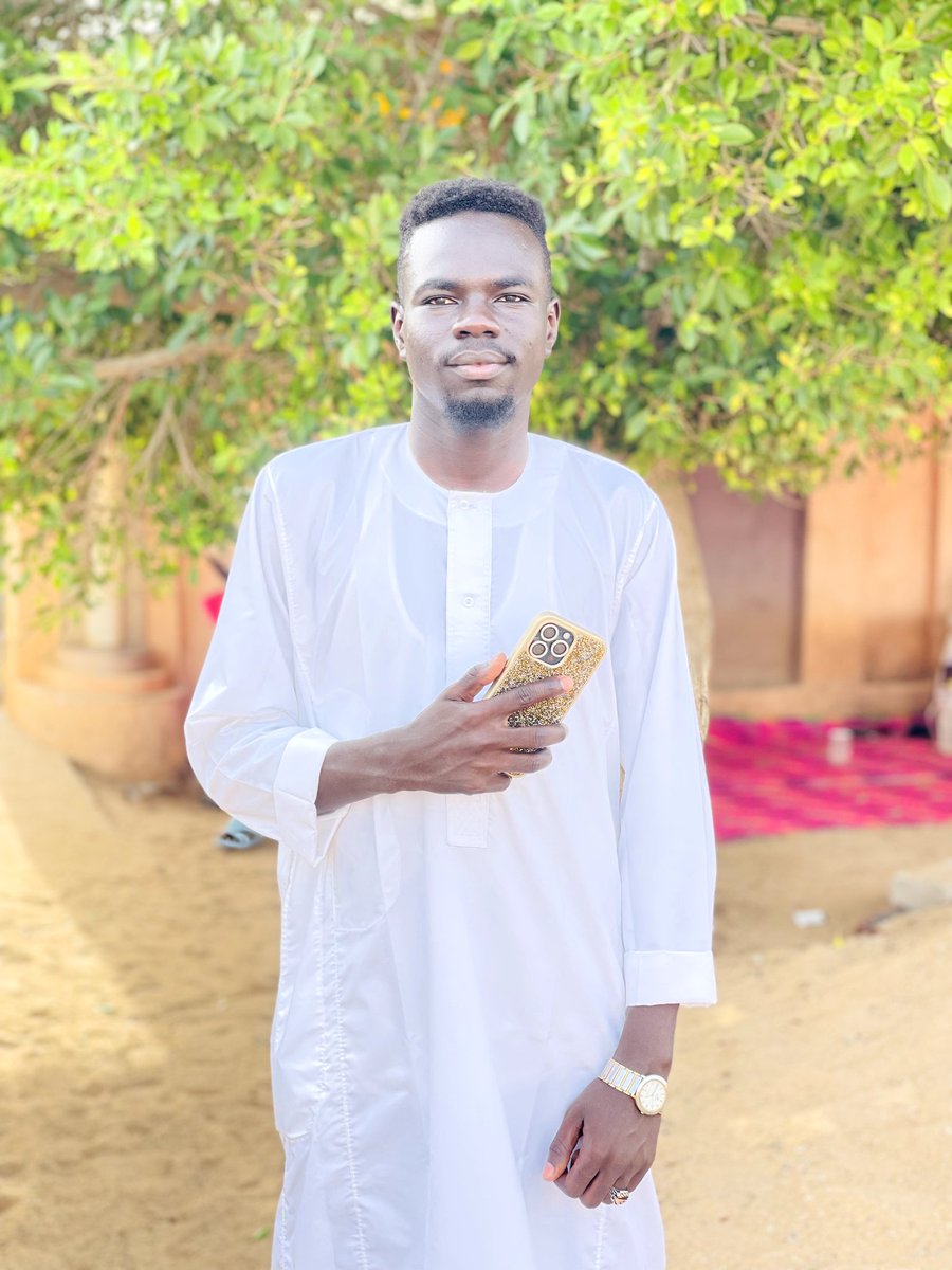 abdals3lam's tweet photo. Eid Mubarak 🤍
اسرة اليوم التاني ✨️ https://t.co/xjkyJCjrwt