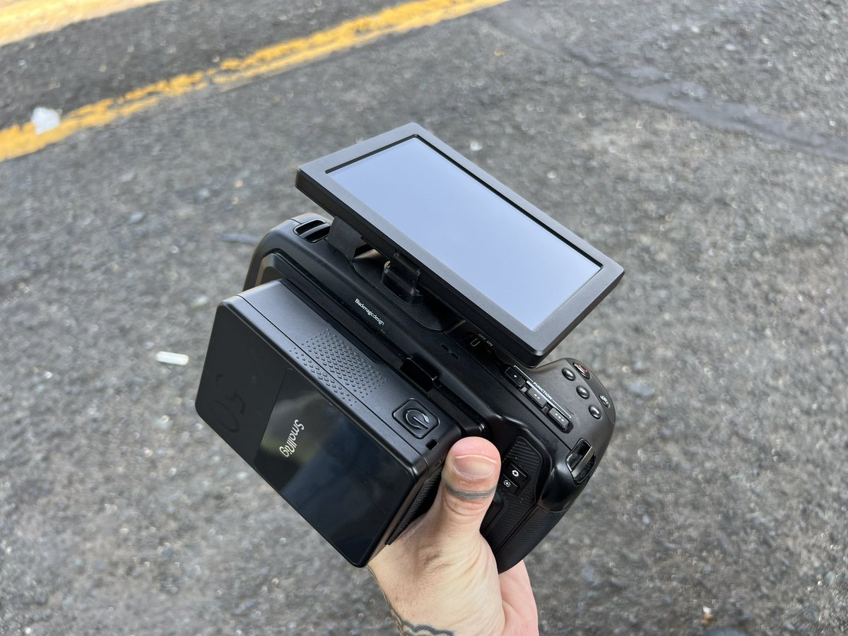 The ultimate mod to the Blackmagic Pocket 4K. I love this camera because of its size, versatility, and image quality… but the lack of any battery life meant you always had to rig it up… and the placement of the screen on the back wasn’t ideal for shooting handheld (the reason