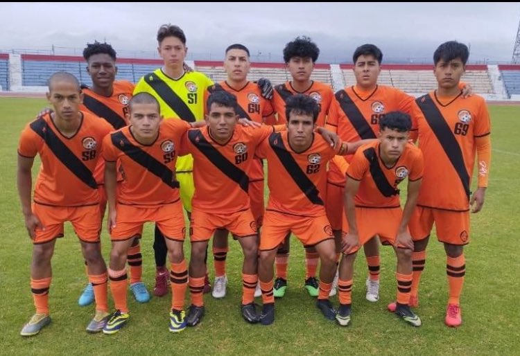 alejopb's tweet image. Estimados el equipo ya no se llama #Geinco sino #PBQ FC ☺️🧡🖤🧡 gracias