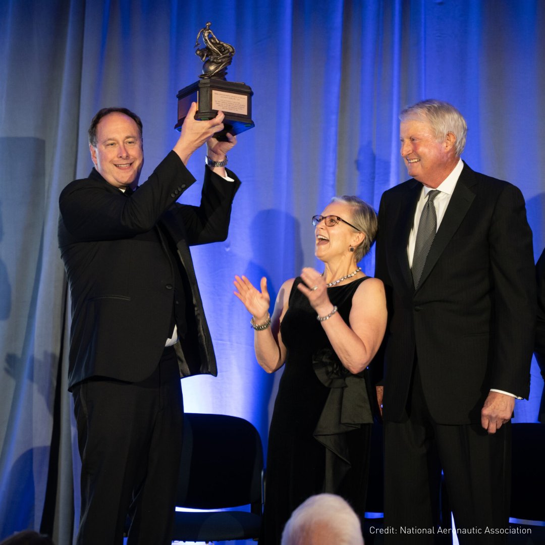 LMNews's tweet photo. .@NatlAero recently honored @LockheedMartin with the prestigious 2023 Robert J. Collier Trophy for the team’s work on @NASA’s OSIRIS-REx sample return mission. The team includes Lockheed Martin, @NASAGoddard, @uarizona, @KinetXSNAFD, among many others.