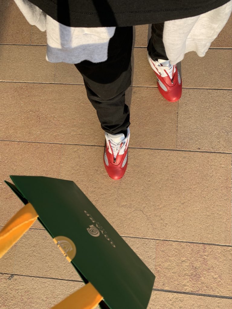 scuzzilabs's tweet photo. 💫❤️This is the real AOL lifestyle. Wake up with nothing to do, go shopping in Monaco and work on art all day❤️💫 https://t.co/6zY8hb54Fi