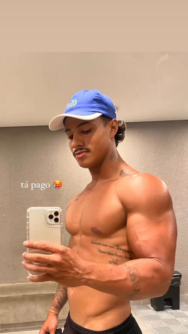 TavarezCdd33's tweet photo. 🥵 https://t.co/WdojUCe7OS