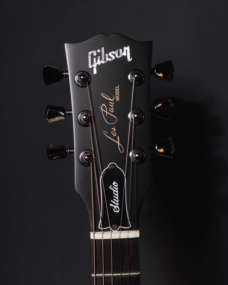 gibsonguitar's tweet photo. The all-new Les Paul Modern Studio is a powerhouse of pure, high-performance tone.
👊Ultra Modern weight relief
👊Modern Contoured Heel
👊490R and 498T pickups with coil tapping
Get the full list of specs HERE: https://t.co/uda5Um5jav
#gibson #lespaul #modernstudio" https://t.co/Dup0LVyyl9